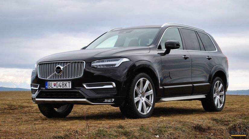 VOLVO XC90