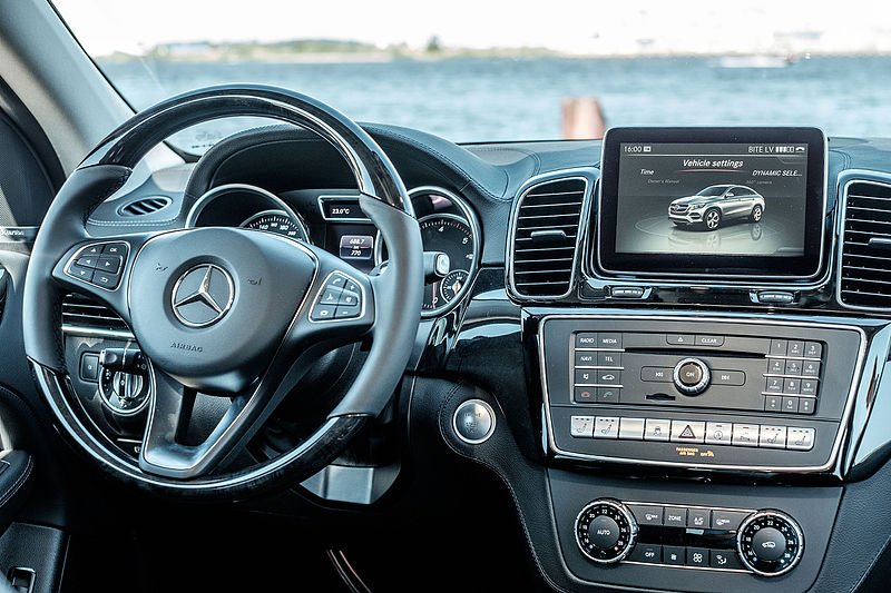 Interni Mercedes GLE - Auto di Famiglia